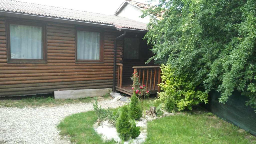 Guest House Raffe Dobrinischte Exterior foto